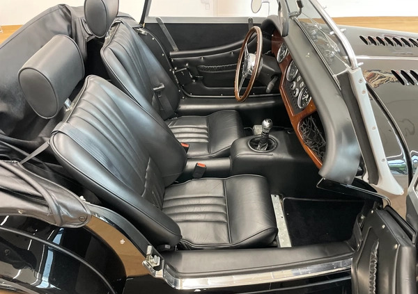 Morgan Plus 4 cena 45999 przebieg: 14000, rok produkcji 2014 z Ożarów małe 781